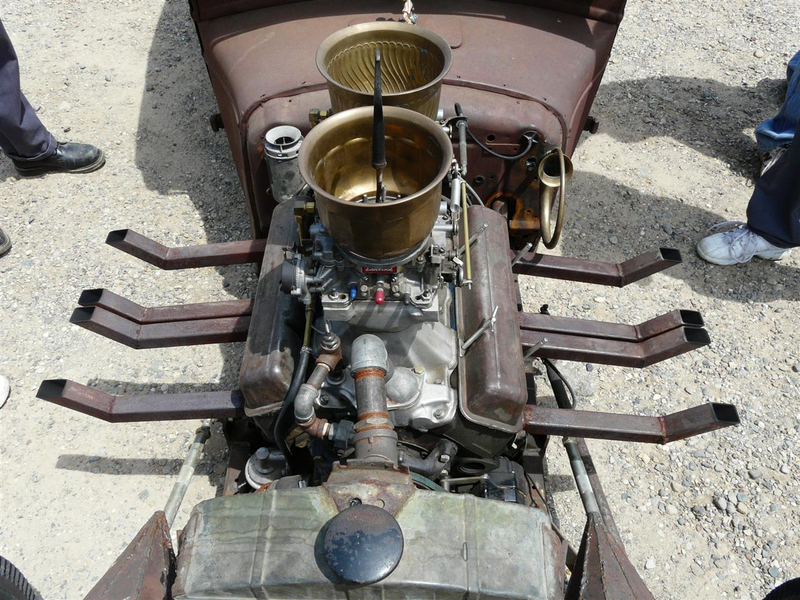Illustration for article titled The Stupidest Awesome Car At Billetproof 2009: Lowest Car Ever